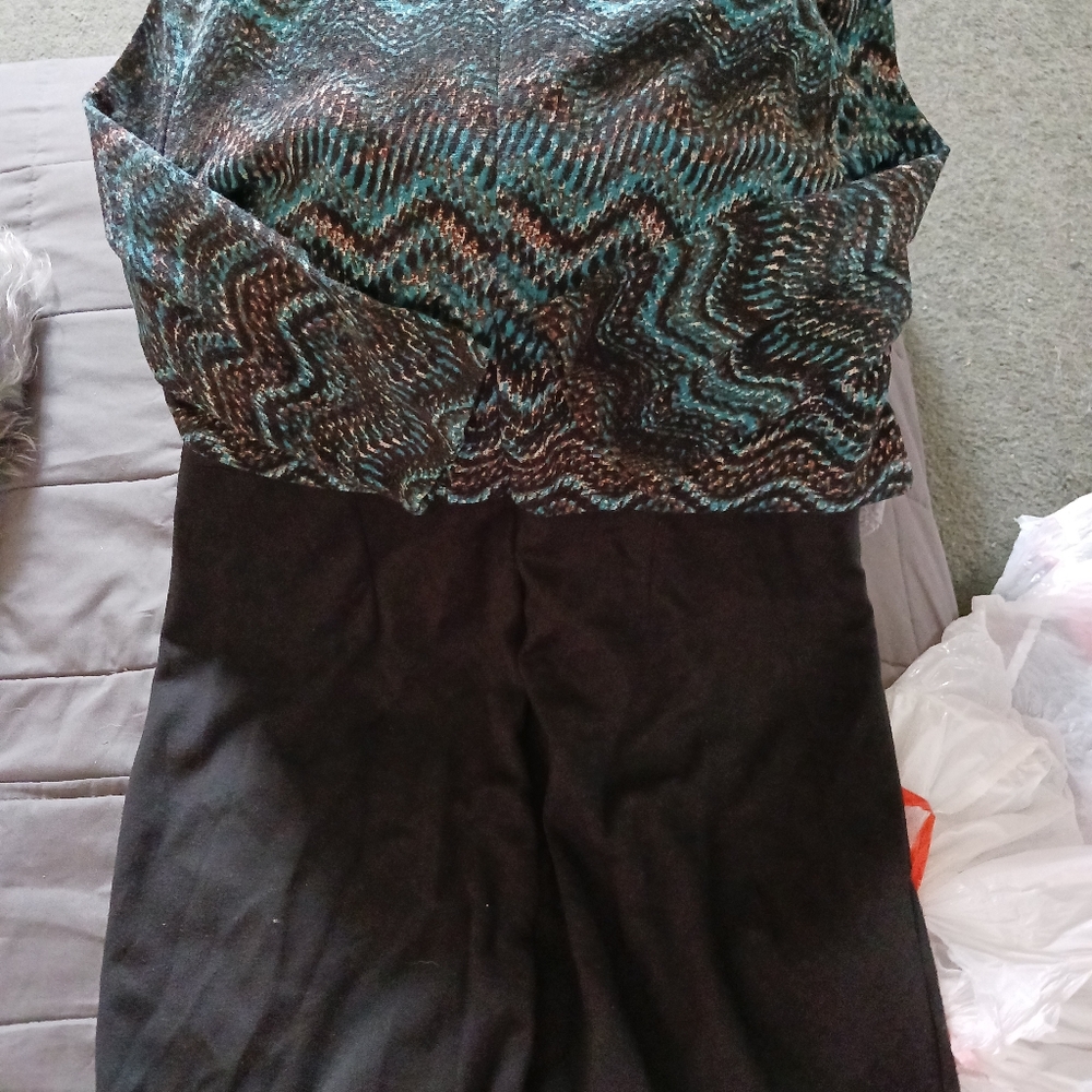 Dress - Picture 2 of 3